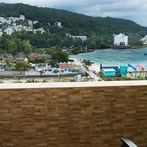 https://the-penthouse-at-turtle-beach-towers.hotelsochorios.net