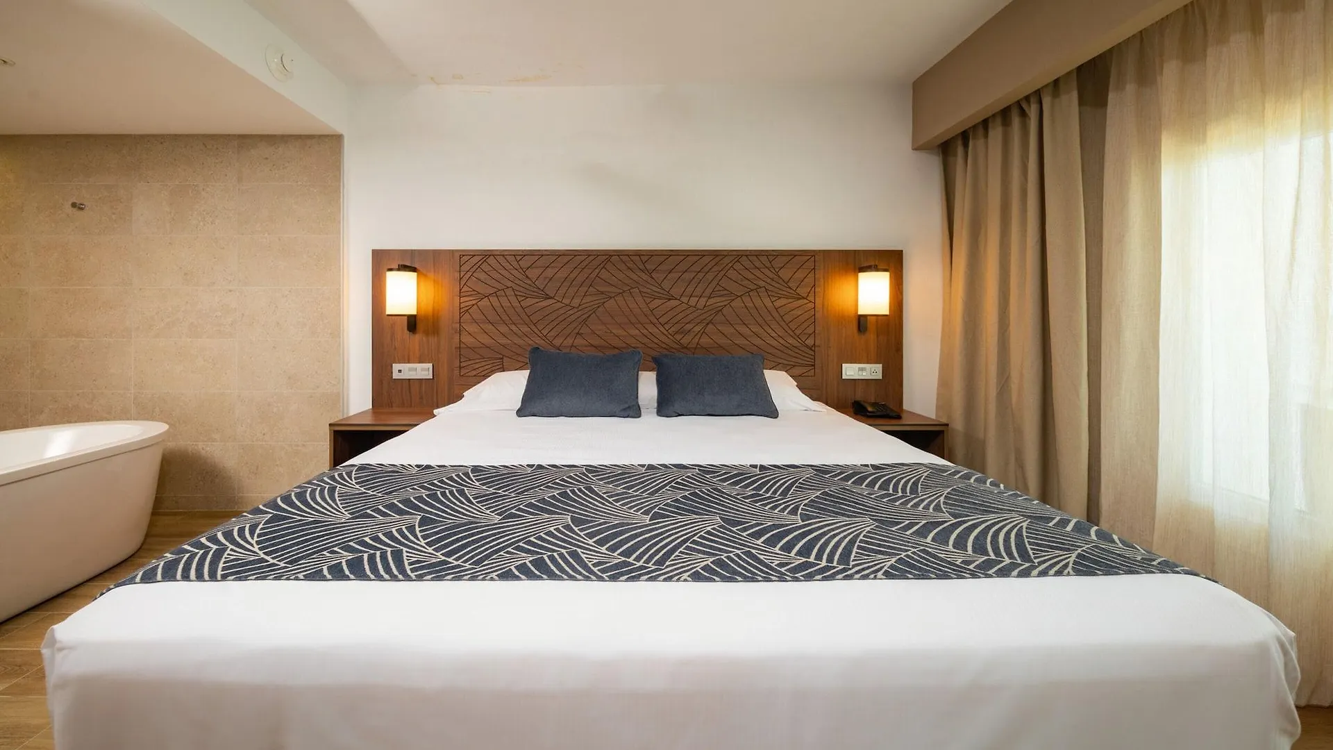 Riu Montego Bay (Adults Only) Hotel 5*,  Jamaica